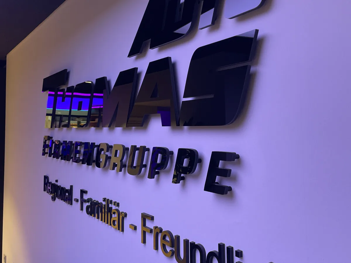 3d-buchstaben_Bonn_Werbetechnik_comexpo