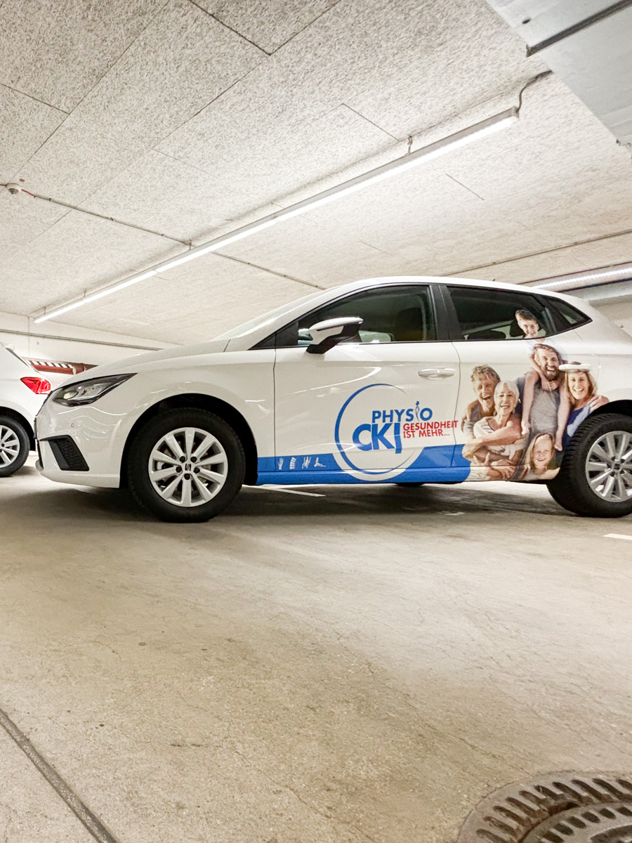 Werbetechnik-bonn-fahrzeugbeschriftung-werbeschilder-3dbuchstaben-comexpo12