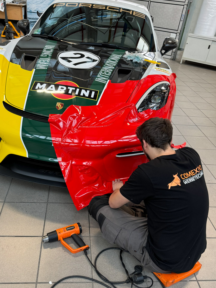 Werbetechnik-bonn-fahrzeugbeschriftung-werbeschilder-3dbuchstaben-comexpo3