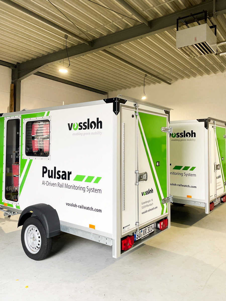 Werbetechnik-bonn-fahrzeugbeschriftung-werbeschilder-3dbuchstaben-comexpo6