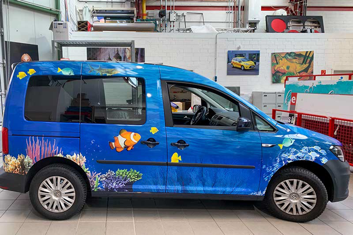 fahrzeugfolierung-bonn-carwrapping-werbetechnik